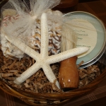 Handcrafted shave kit from Char Shelton (Photo by Etsy)