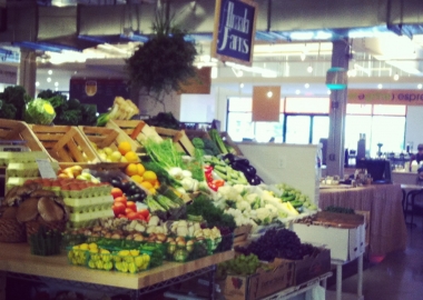 A produce stand inside Union Market. (Kristy McCarron/DC on Heels)