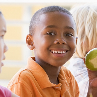 It's important to educate kids about healthy lunch choices. (Photo: Penn State)