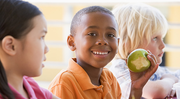 It's important to educate kids about healthy lunch choices. (Photo: Penn State)