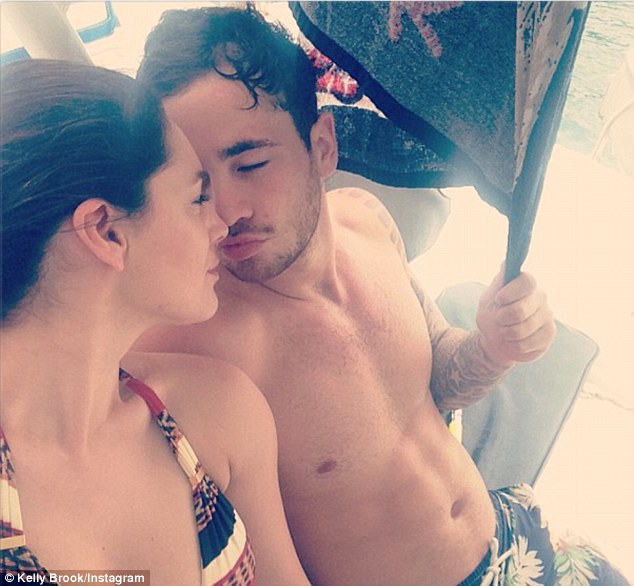 No trouble in paradise here: Kelly Brook and boyfriend Danny Cipriani on vacation in May. (Photo courtesy Kelly Brook via Instagram)