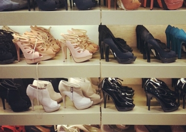 Shoes can make or break your winter outfit. (Photo: Slightly Everything/Flickr)