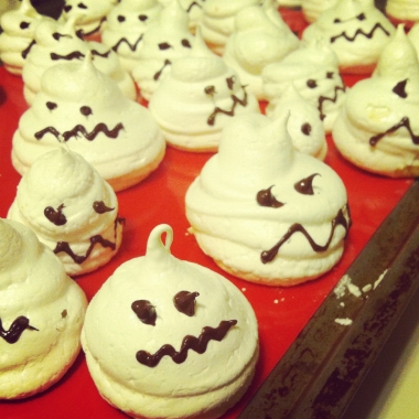 Scary, delicious meringue ghosts. (Photo: Kristy McCarron/DC on Heels)