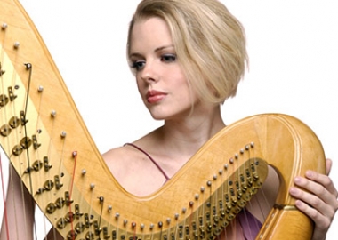 Harpist Karen Abreahmson Thomas (Photo: Karen Abreahmson Thomas)