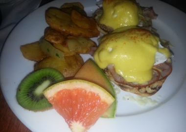 Eggspectation's classic eggs benedict (Photo: Mark Heckathorn/DC on Heels)