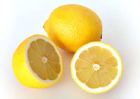 Try hot water with lemon for great skin (Photo: Livelongerwithoz)