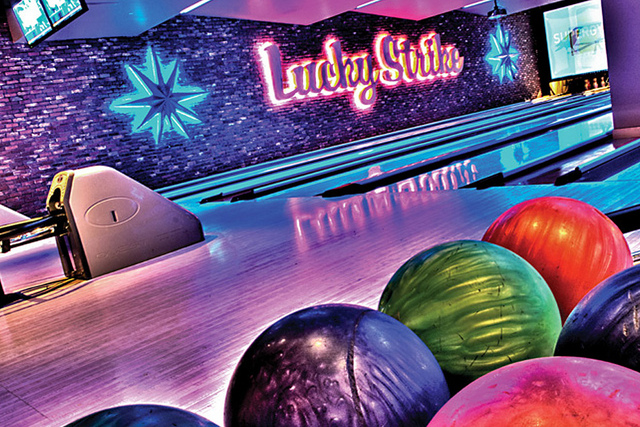 Consider bowling for your next date. (Photo: DC Social Sports)