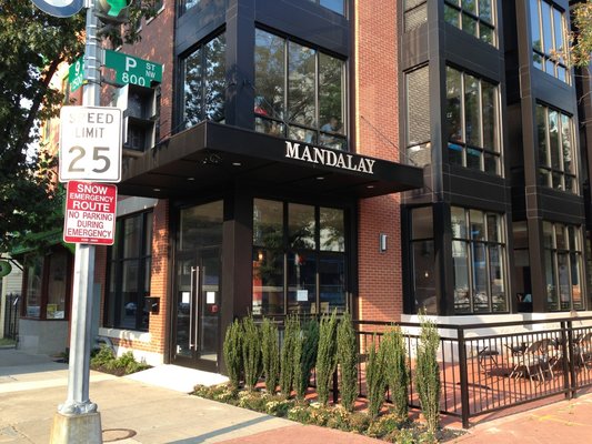 Chaplain Cocktail Bar will replace Mandalay in Shaw next month. (Photo: Oscar L./Yelp)