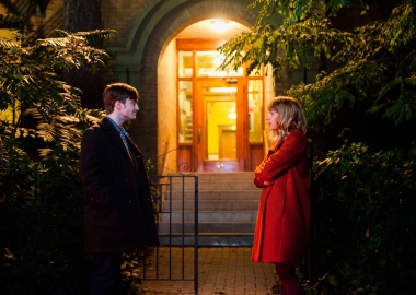 Wallace (Daniel Radcliff) walks Chantry ((Zoe Kazan) home after meeting at a party. (Photo: CBS Films)