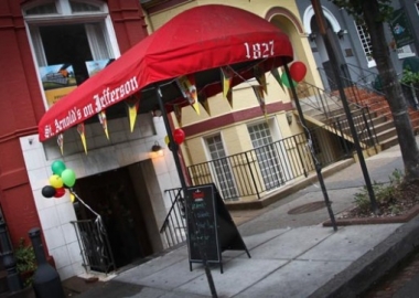 St. Arnold's on Jefferson (Photo: Borderstan)