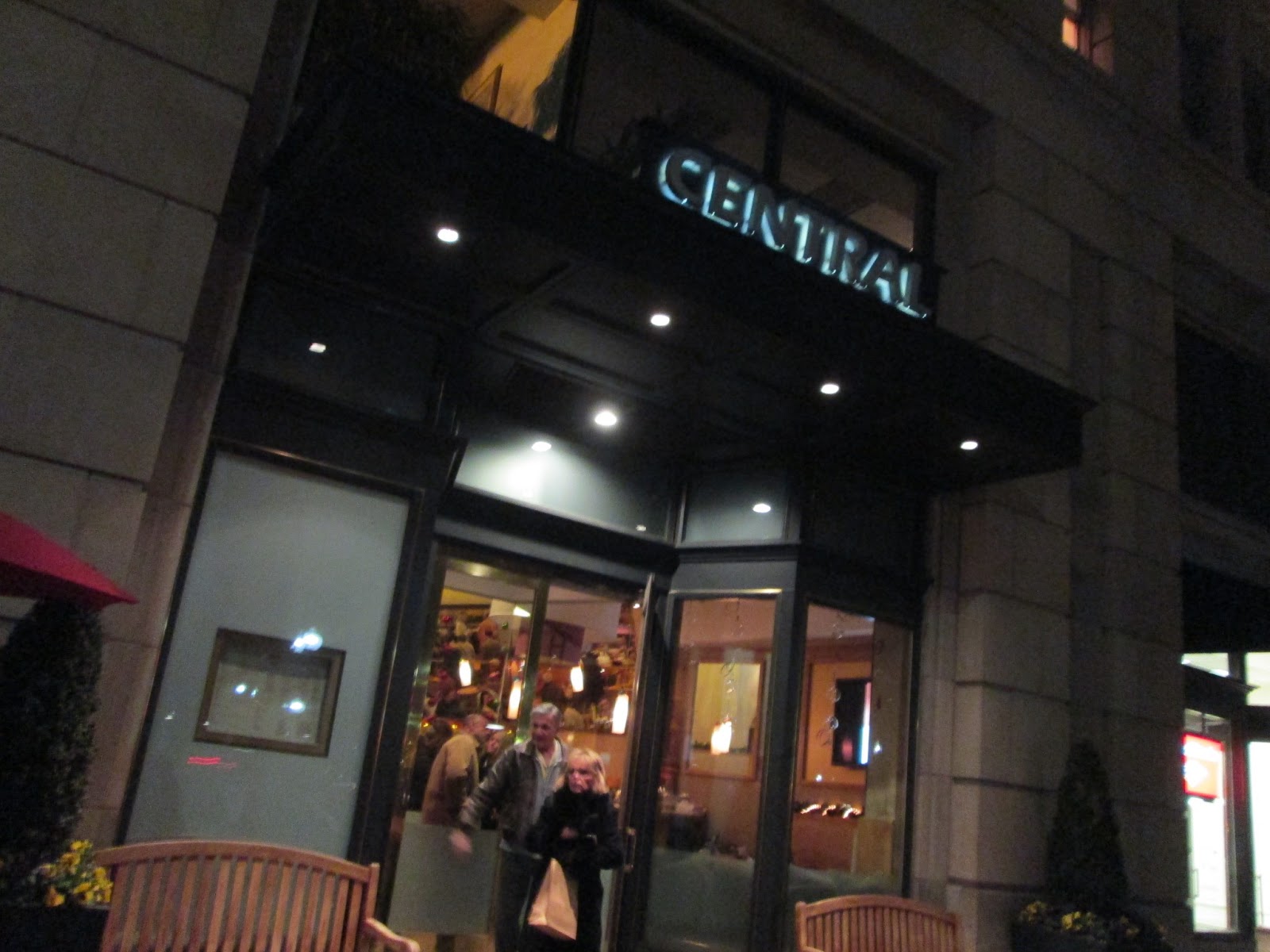 Central is offering a post-theater prix-fixe menu. (Photo: Cocobella Ballerina)
