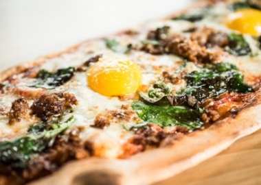 Farmer's Daughter pizza at & Pizza (Photo: Bozzuto)