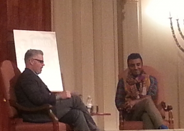 Marcus Samuelsson (right) talks with Washington Post food editor Joe Yonin at the Sixth and I Historic Synagogue. (Photo: Mark Heckathorn/DC on Heels)