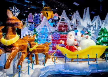 Ice! returns to Gaylord National Resort this weekend with a Frosty the Snowman theme. (Photo: Gaylord National Resort)