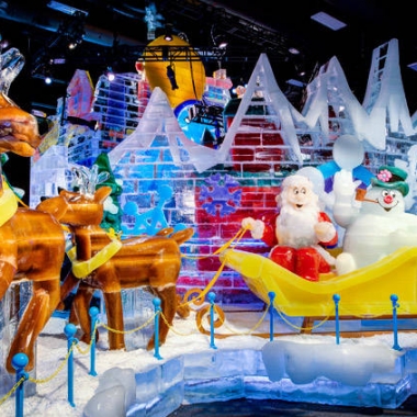 Ice! returns to Gaylord National Resort this weekend with a Frosty the Snowman theme. (Photo: Gaylord National Resort)