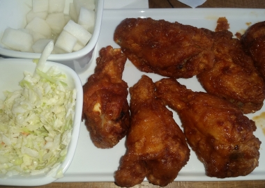 A small combo with wings and drumsticks will set you back $13 with another $3 for the coleslaw. (Photo: Mark Heckathorn/DC on Heels)