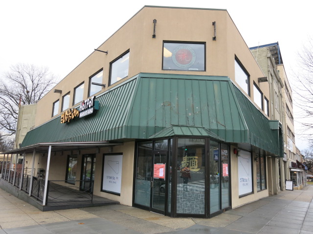 Burger, Tap & Shake will open its second location in Tenleytown where Neisha Thai Restaurant and EUR Asian Hot Pot had been. (Photo: Popville)
