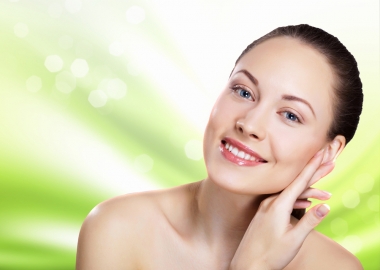 You must take care of your face to maintain its beauty. (Photo: iStock)