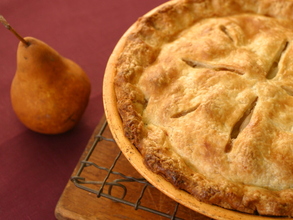 Learn to make holiday pies at G on Tuesday. (Photo: Food Network)