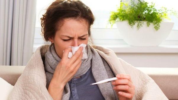 Do you just have the common cold or a more serious virus? (Photo: Shutterstock)
