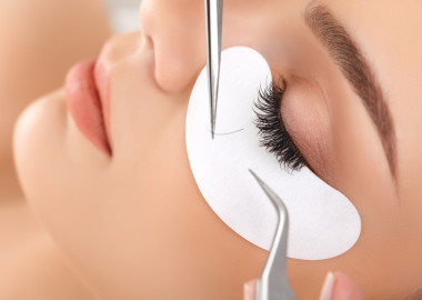 Doctors recommend using mascara instead of dyes to enhance your eyelashes. (Photo: Adonia Dennis)