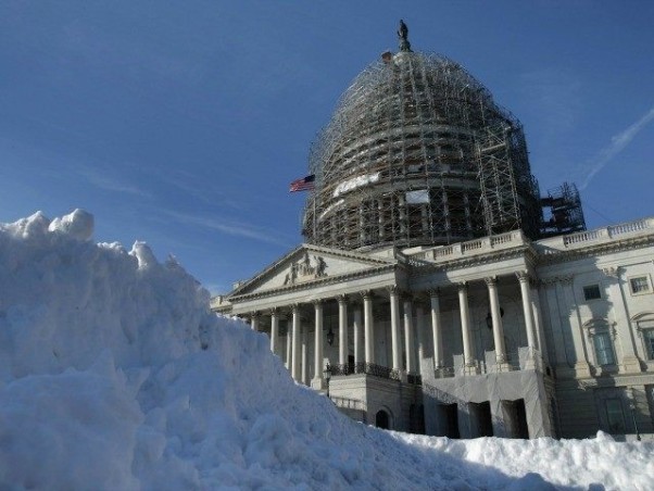 Many events have been rescheduled or canceled because of the approaching blizzard that could dump about 2-feet of snow on the DMV. (Photo: Getty Images)