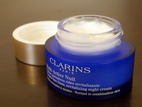 Multi-Active Nuit Night Cream is hydrating but absorbs quickly and doesn't leave skin too oily. (Photo: Allison Lundy/DC on Heels)