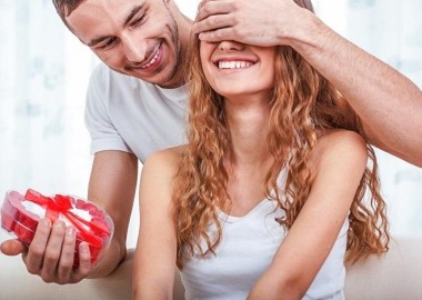 Make sure to plan something special this Valentine's Day! (Photo: Chester F./Deposit Photos)