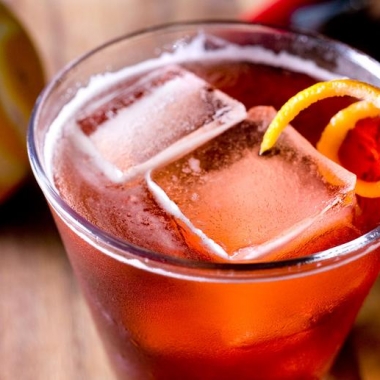 Restaurants and bars in the DMV will celebrate Negroni Week from June 6-12. (Photo: Chowhound)