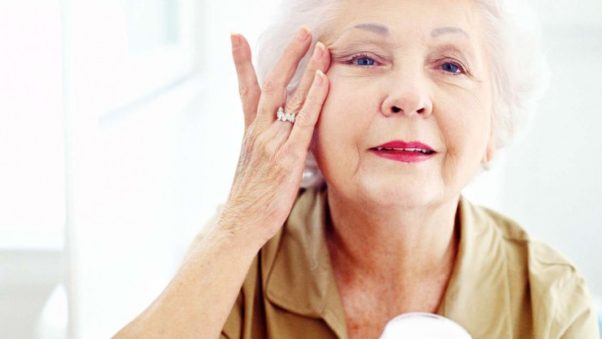 Seniors need to take extra care of their skin to keep it moist in the winter. (Photo: Sixty and Me)