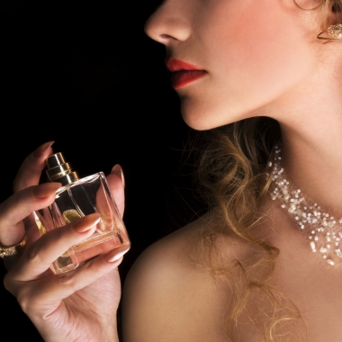 Any of these perfumes could be your signature scent for the fall. (Photo : iStock)