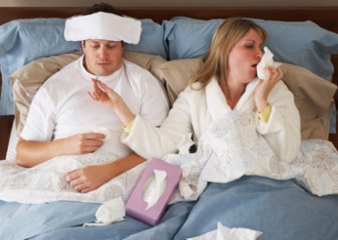 Being sick is no fun, but having a sick buddy can brighten the mood. (Photo: WeSharePics.com)