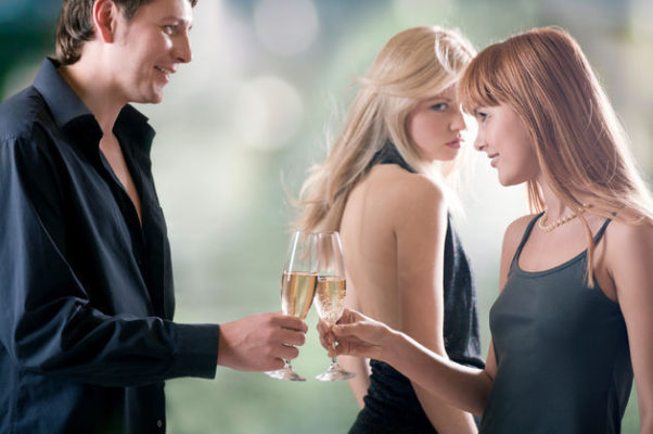Don't let jealousy break your relationship trust. (Photo: Shutterstock)