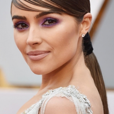Olivia Culpo's purple rimmed eyes was done with a L'Oréal product. (Photo: Getty Images)