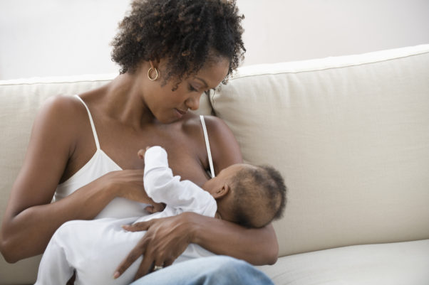 Support can often help mothers overcome challenges that might keep them from successful breastfeeding. (Photo: Getty Images)