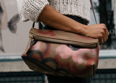 This season's bags are all about eye-catching novelty designs. (Photo: Max Pixels)