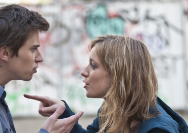 Don't let anger and grudges ruin communication in your relationship. (Photo: Netflix)