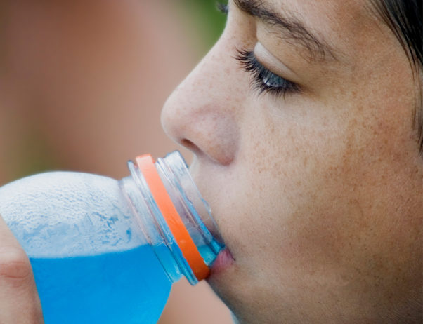 Doctors warn that unless you are exercising intensely for 45 minutes or more, water is better than sports drinks for rehydration. (Photo: Thinkstock)