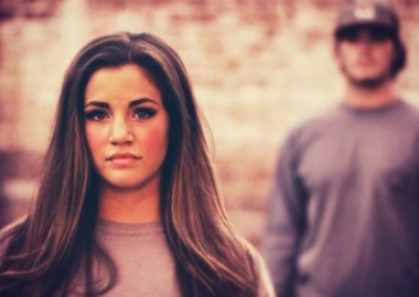 Women are often less satisfied with their marriage than men. (Photo: Pexels)