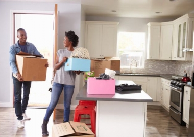 Moving in is stressful, but there are many perks. (Photo: Shutterstock)