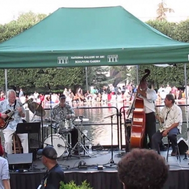 The National Gallery of Art's Jazz in the Garden wraps up this month. (Photo: fillipich/YouTube)
