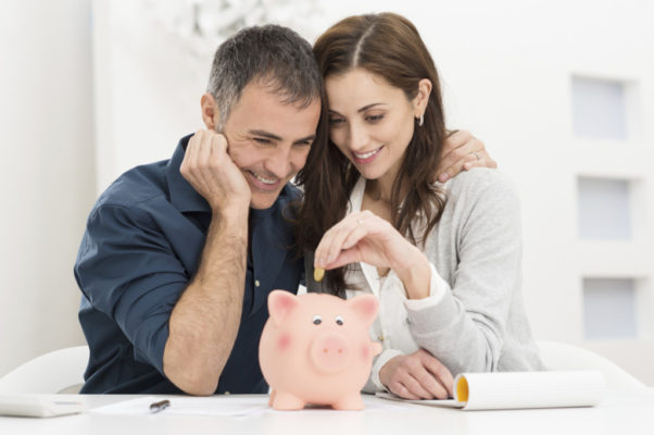 Saving isn't easy, but its possible with a partner that motivates you. (Photo: iStock)