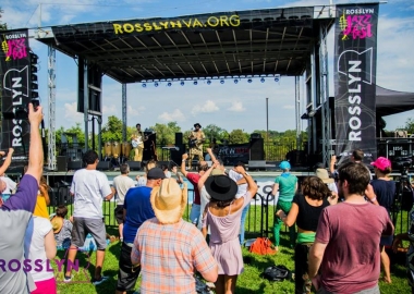 The Rosslyn Jazz Fest is back on Saturday with five band performng from 1-7 p.m. (Photo: Rosslyn BID)