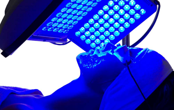 Light therapy can be done at a dermatologist’s office, spa, or in your own home. (Photo: lighttherapydevice.com)