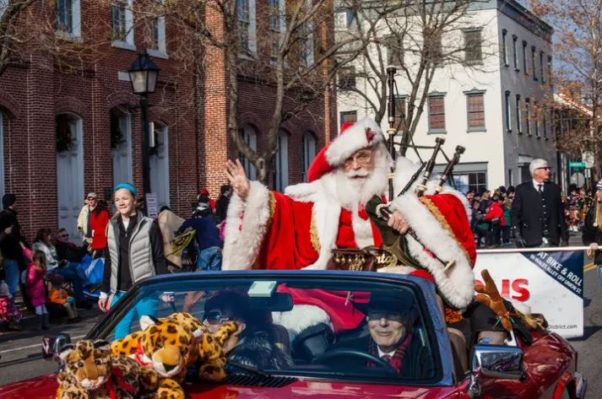 Santa arrives in last year's Old Town Scottish Christmast Walk, which occurs this Saturday beginning at 11 a.m. (Photo: R Norwitz/Visit Alexandria)