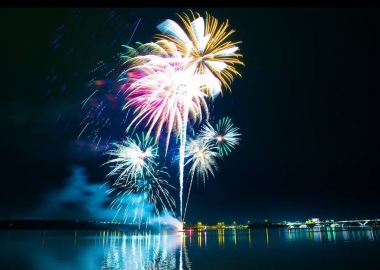 Ring in 2018 at First Night Alexandria, a family-friendly event focusing on the arts with free fireworks at midnight. (Photo: Victor Wolansky)