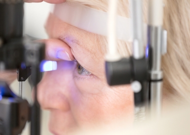 Macular degeneration can only be diagnosed with a dilated eye examination. (Photo: zoran/Getty Images)