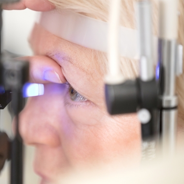 Macular degeneration can only be diagnosed with a dilated eye examination. (Photo: zoran/Getty Images)