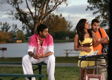 Deciding between two lovers can be a very difficult decision. (Photo: Dharma Productions)