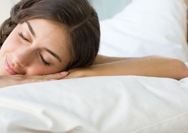 Summer, with hot temperatures and increased light, might not be good for your sleep. (Photo: Alamy)